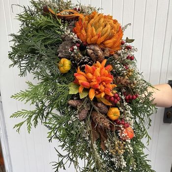 Dušičkový výpich s oranžovými květy • 70 cm