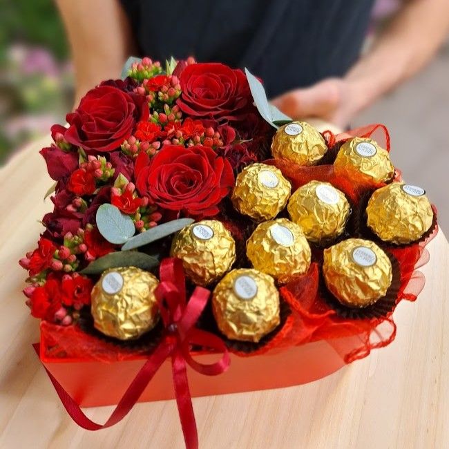 Flower box červené srdce s Ferrero Rocher