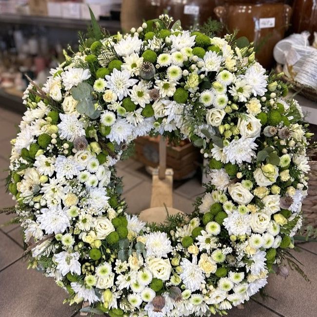 Smuteční věnec - bílý